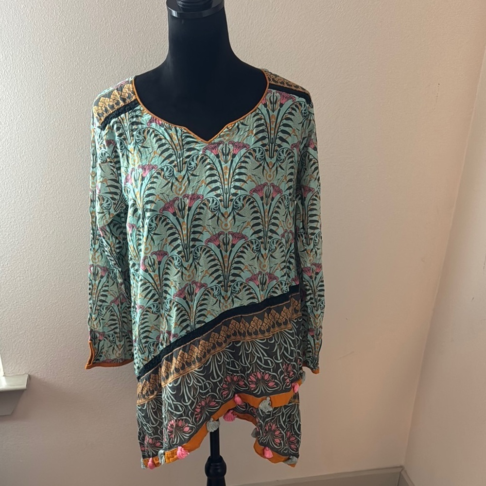 Bonanza Satrangi layered Boho print tassels detailing V neck tunic top blouse 12